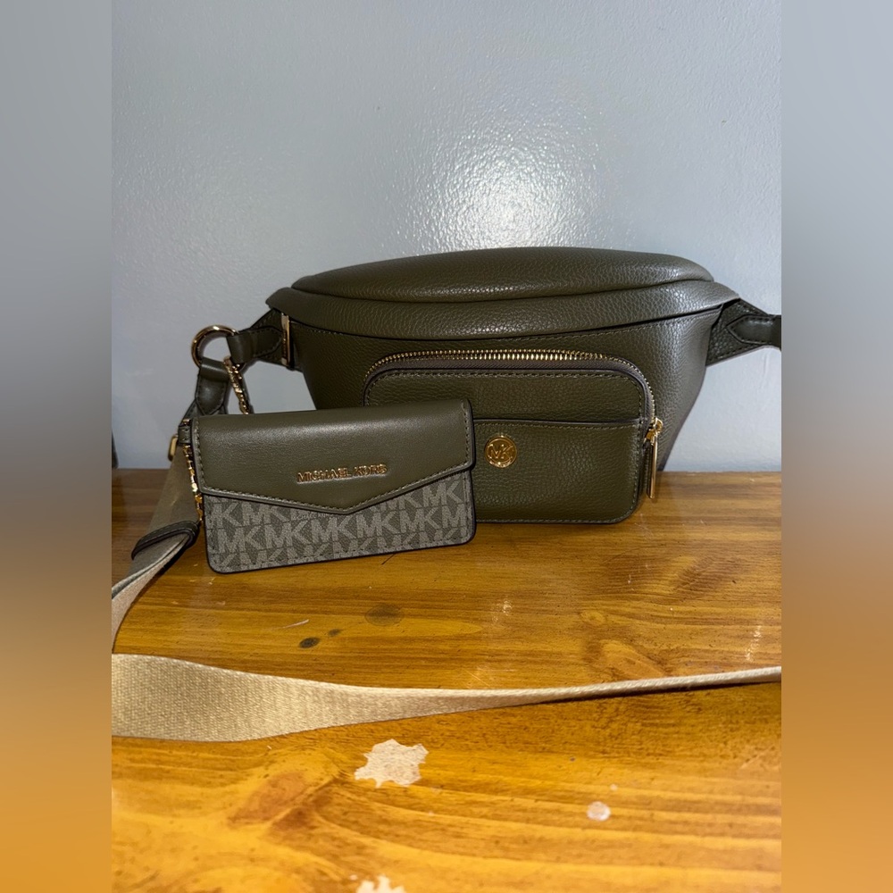MICHAEL Michael Kors Olive and Tan Travel Bag Set